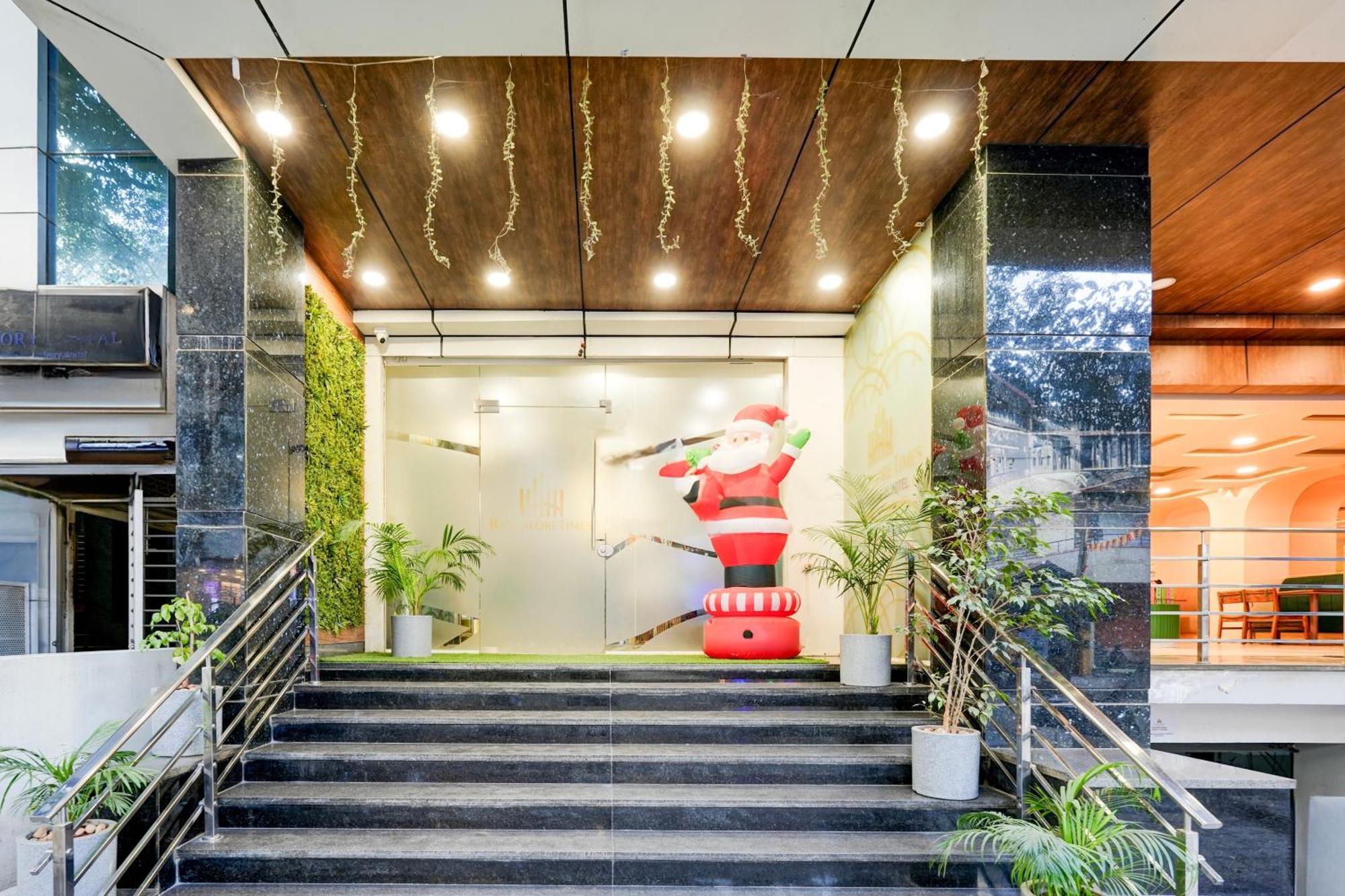 Super Townhouse Oak Aecs Formerly Bangalore Times Εξωτερικό φωτογραφία