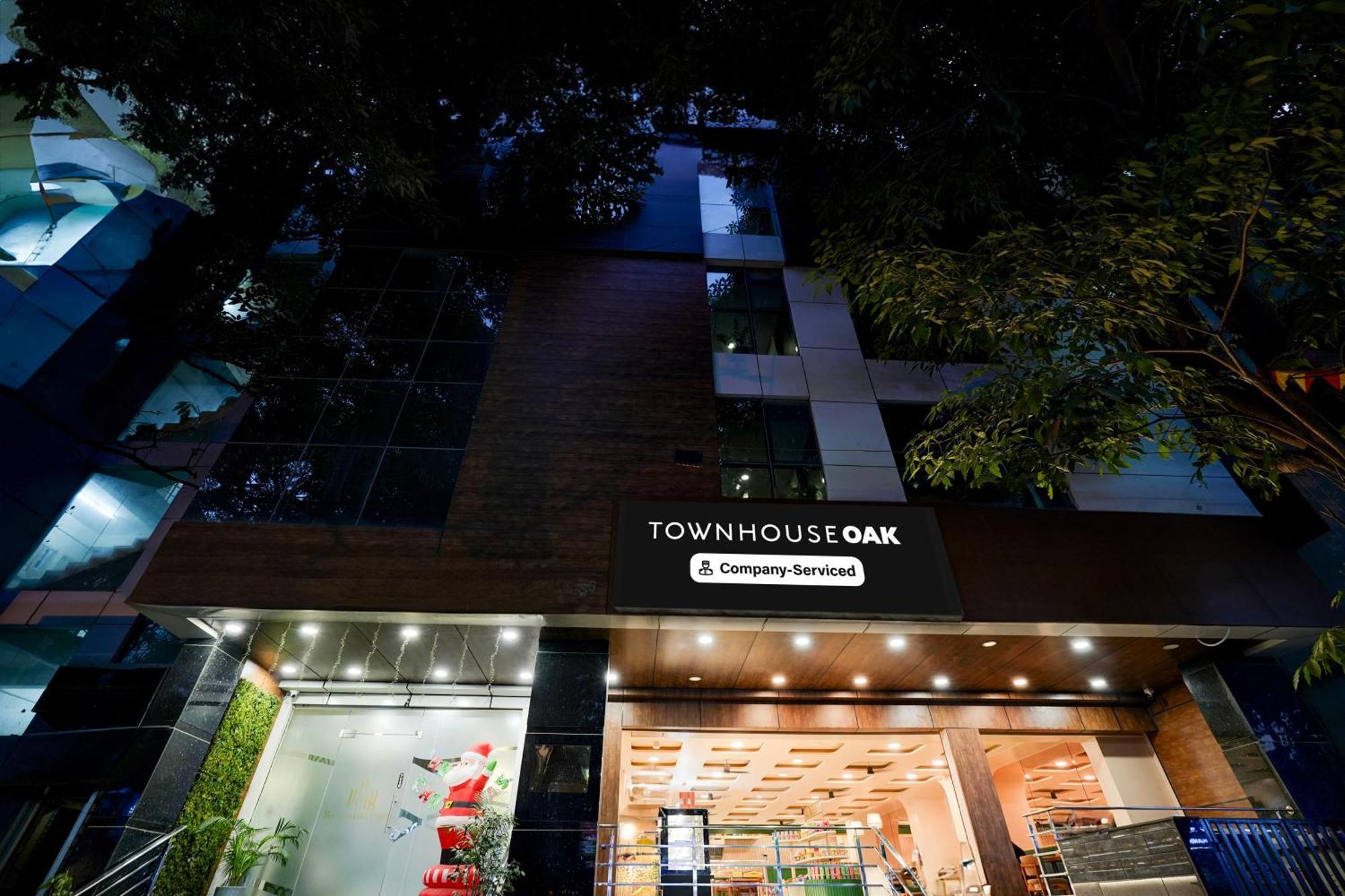 Super Townhouse Oak Aecs Formerly Bangalore Times Εξωτερικό φωτογραφία