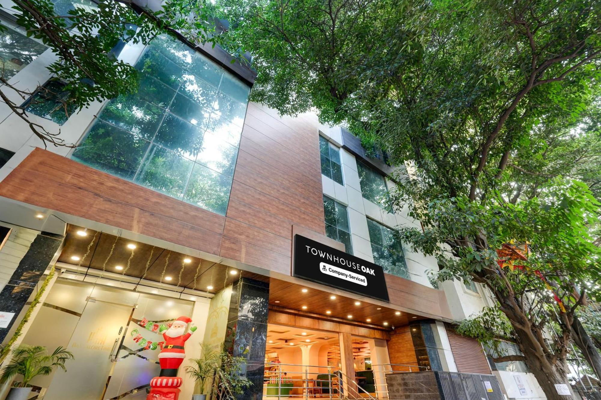Super Townhouse Oak Aecs Formerly Bangalore Times Εξωτερικό φωτογραφία