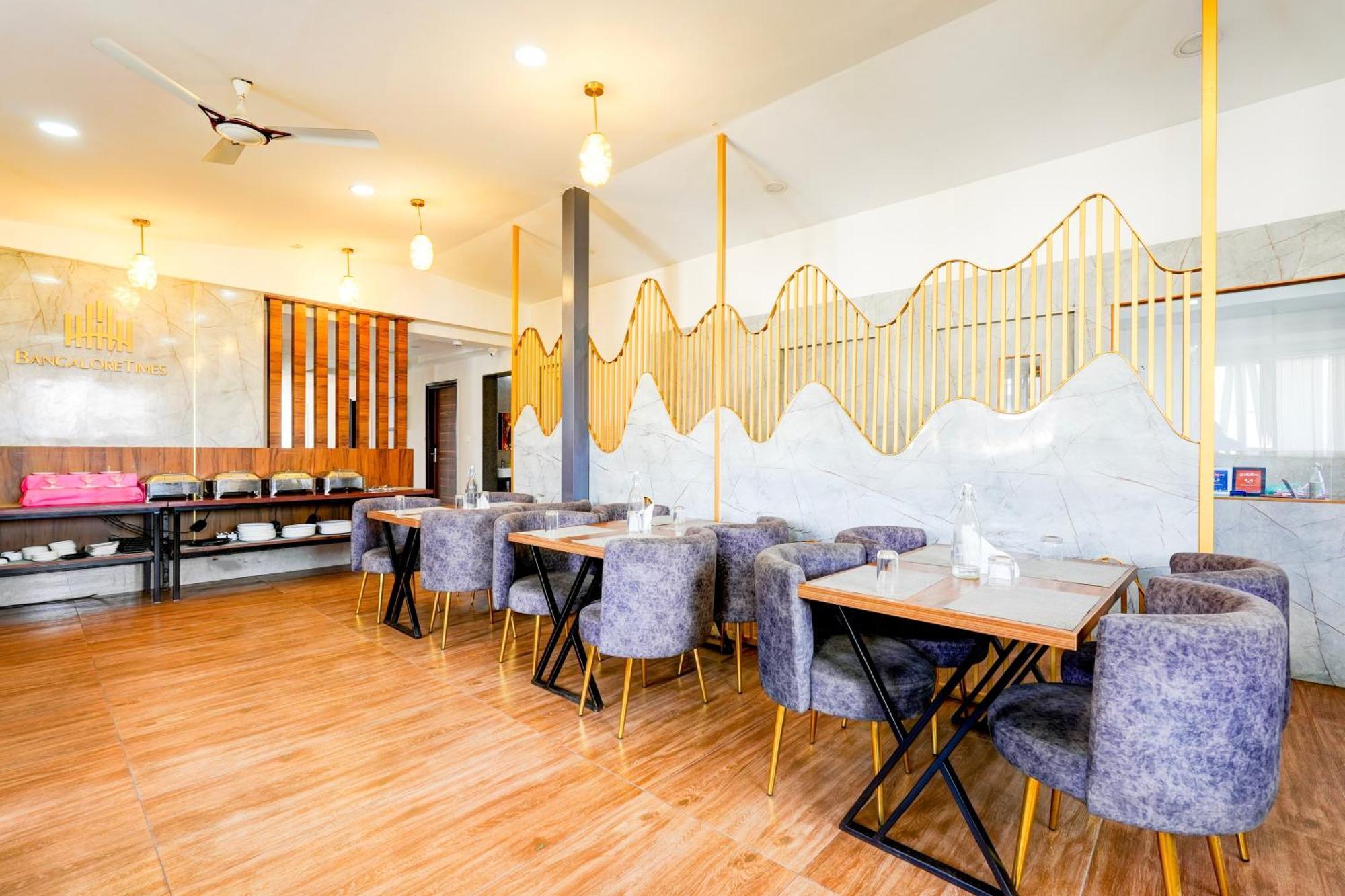 Super Townhouse Oak Aecs Formerly Bangalore Times Εξωτερικό φωτογραφία